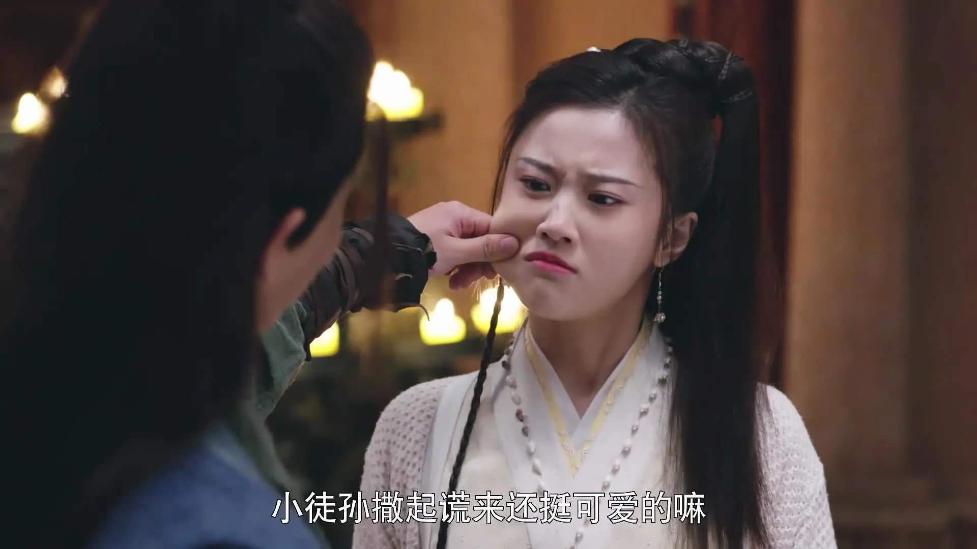 “青少年足球比赛线上线下同步进行，覆盖更广范围”，青少年足球比赛直播