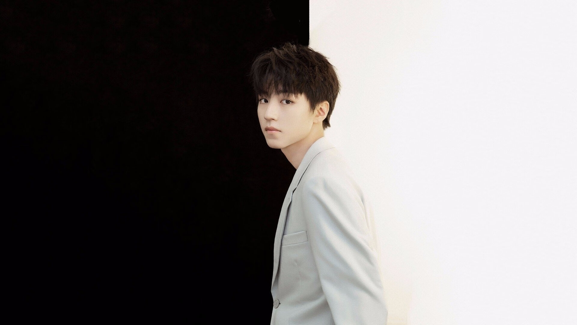 女足比赛球队备战热火朝天,剑拔弩张,女足踢比赛