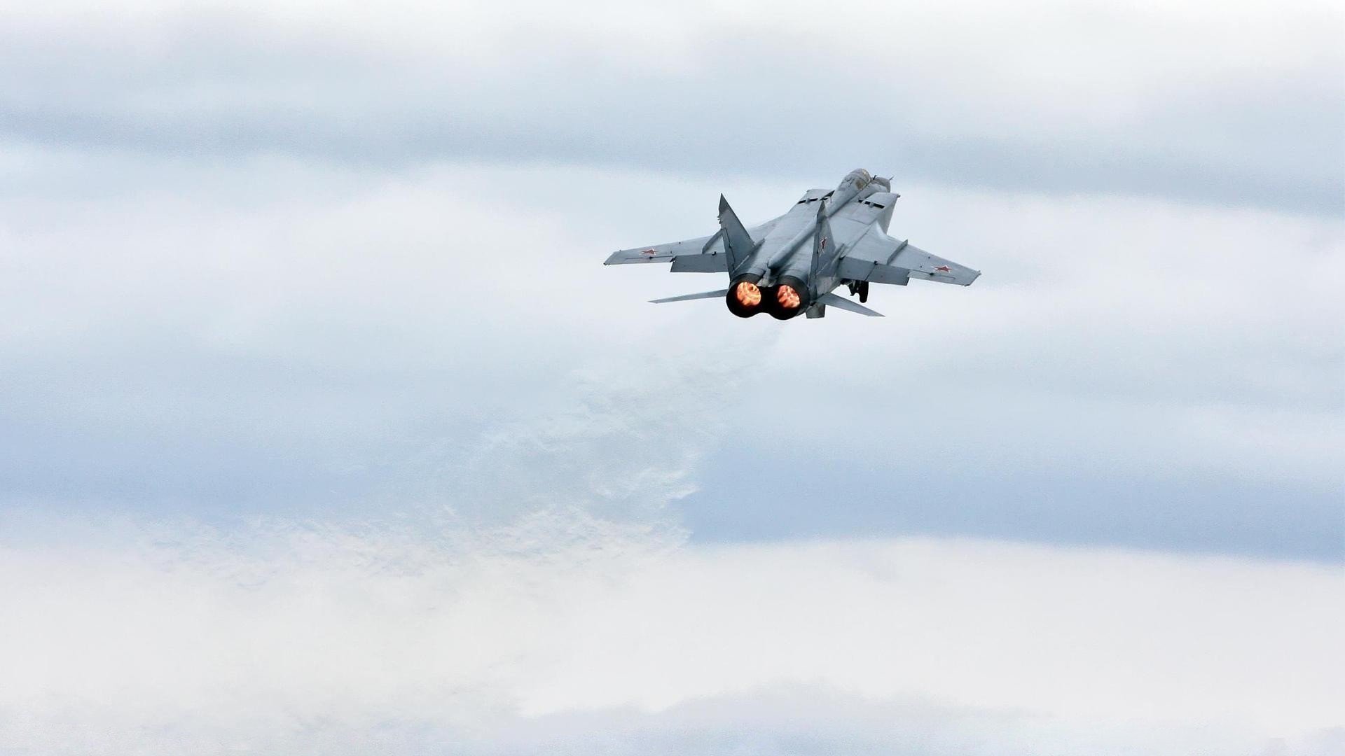 全国青少年长跑比赛在武汉激情上演，武汉长跑赛事