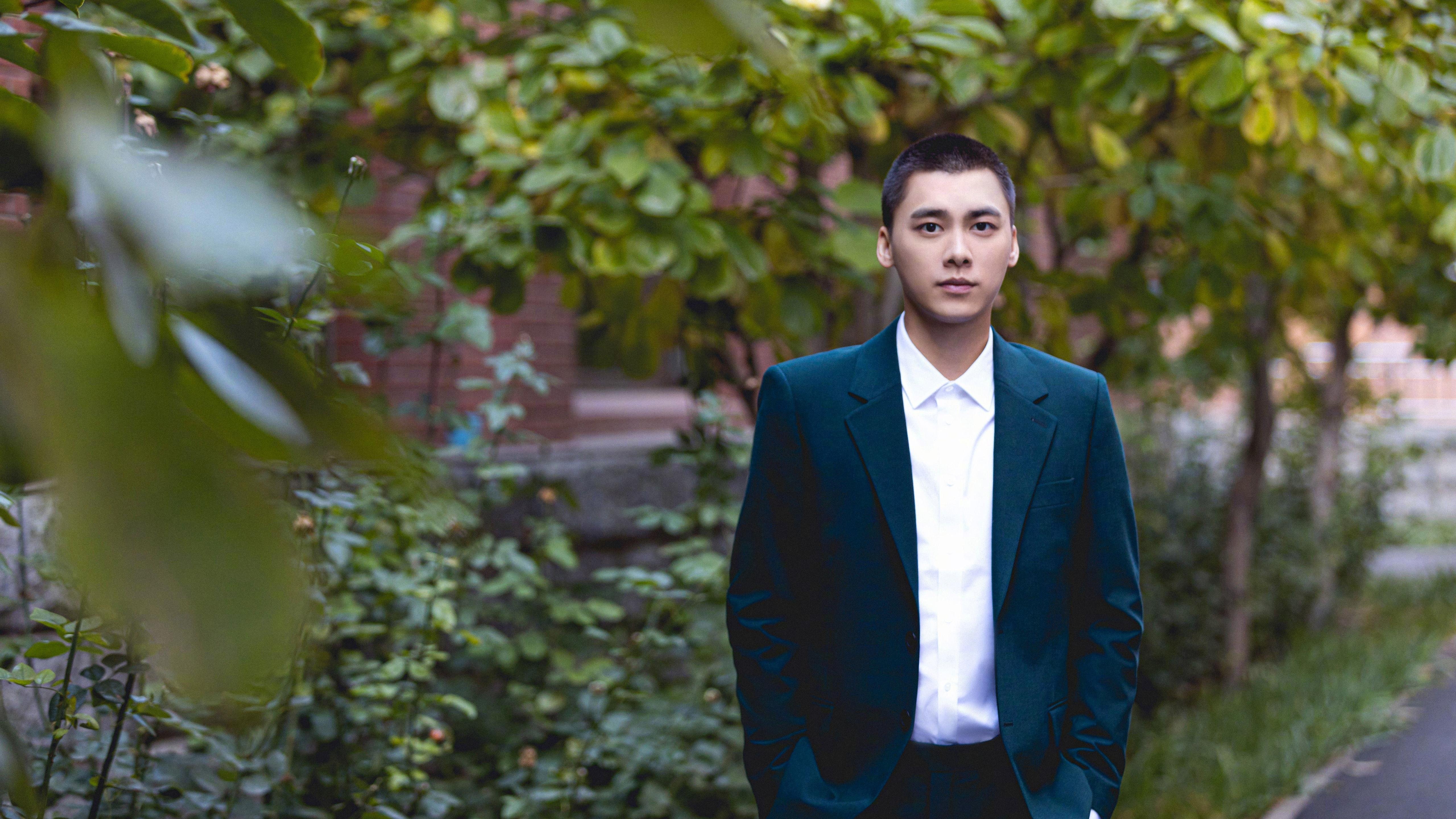 赛季中期休赛期调整,球员恢复计划成热议话题,球员赛季中期交易后工资谁发